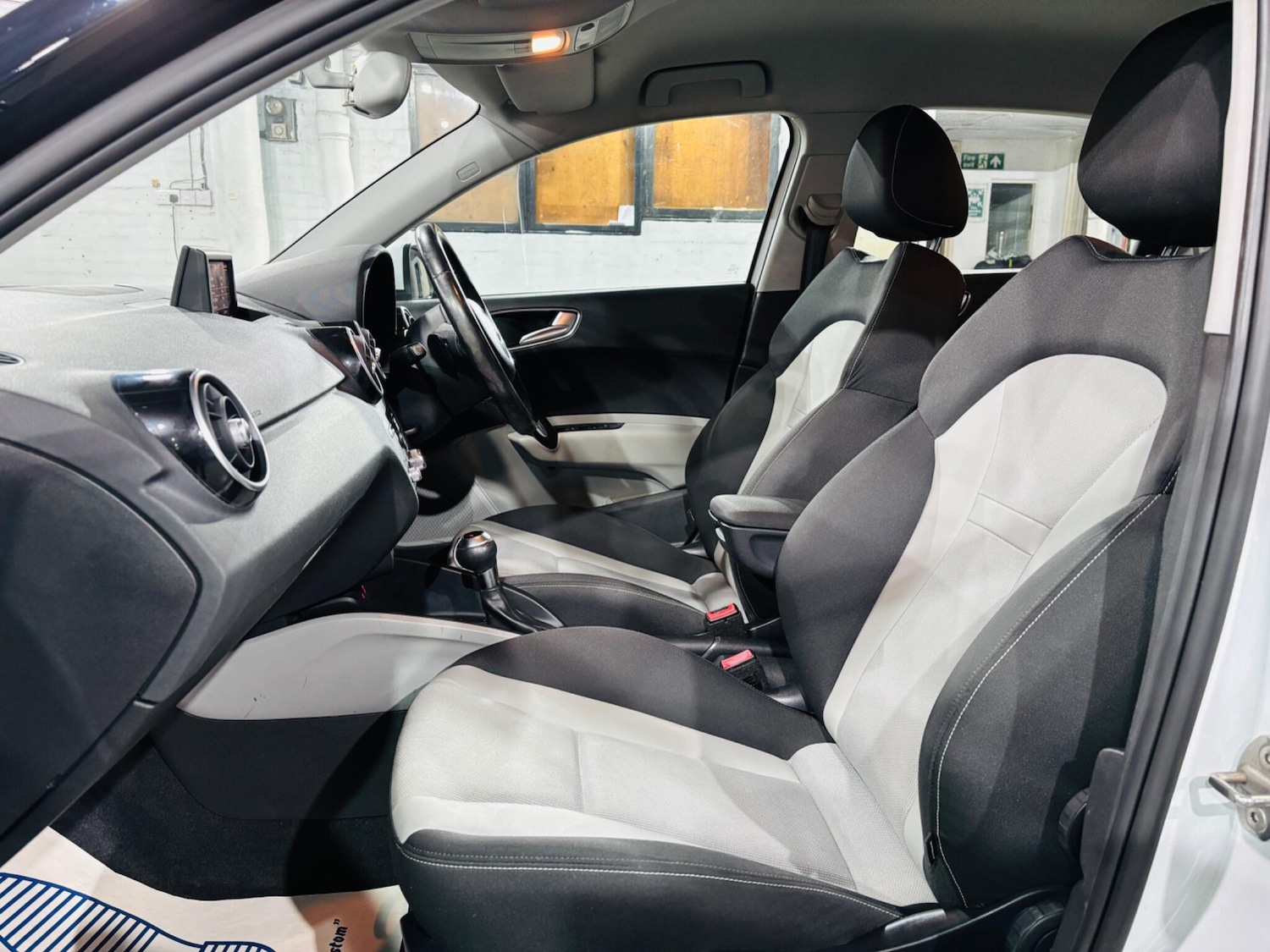 Used Audi A1 2012 for sale - 76425851: Photo 15