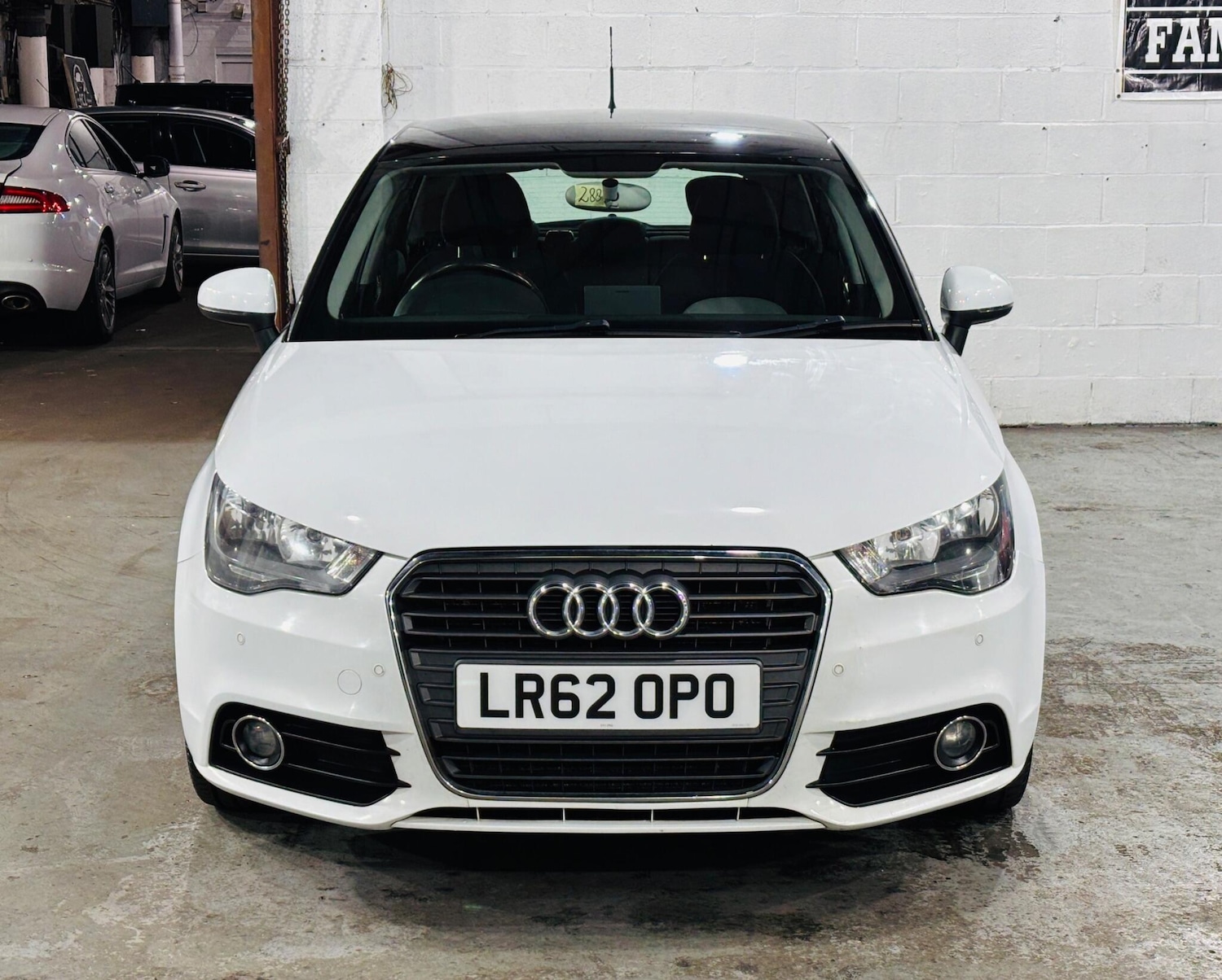 Used Audi A1 2012 for sale - 76425851: Photo 2