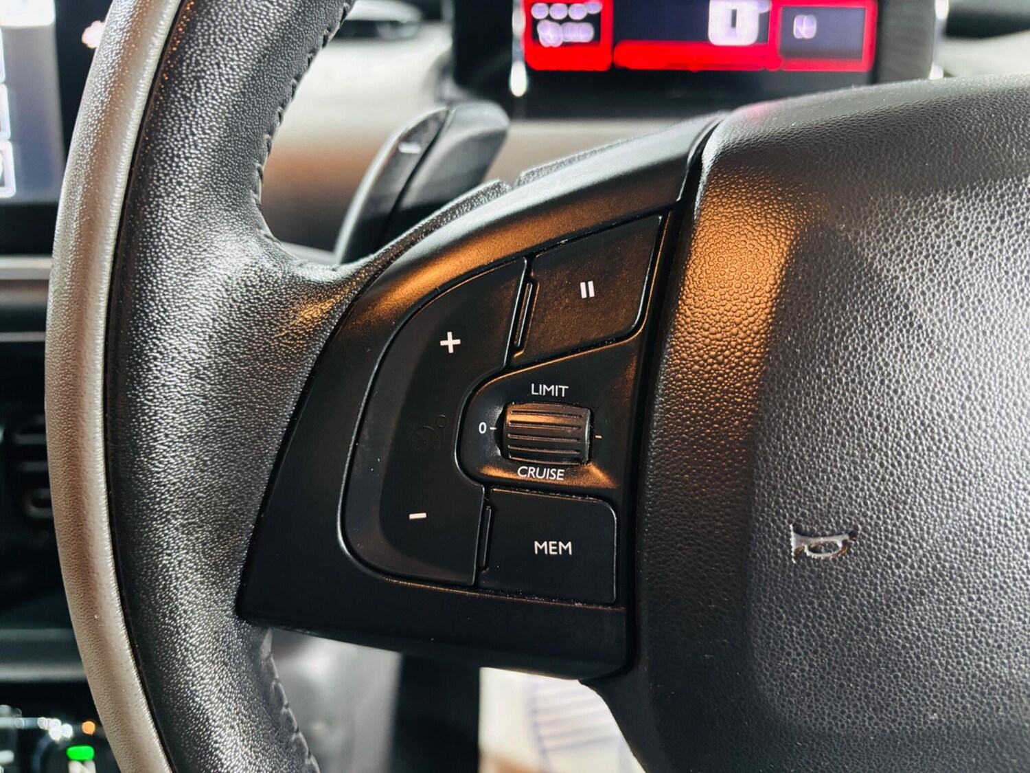 Used Citroen C4 Cactus for sale - 77538113: Photo 21