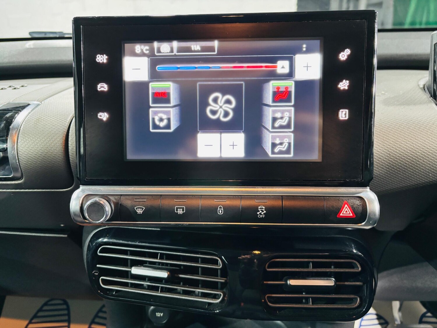 Used Citroen C4 Cactus for sale - 77538113: Photo 22