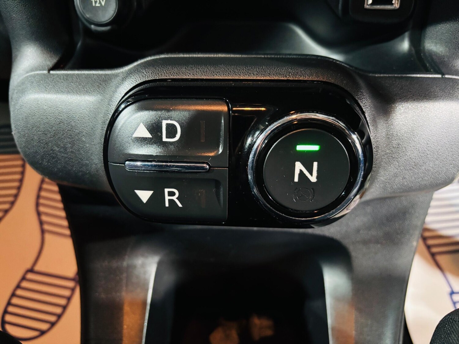 Used Citroen C4 Cactus for sale - 77538113: Photo 25