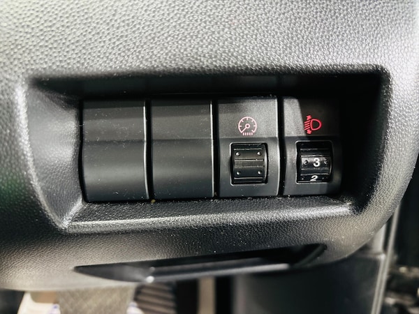 Used Mazda Mazda3 2008 for sale - 76214881: Photo 18