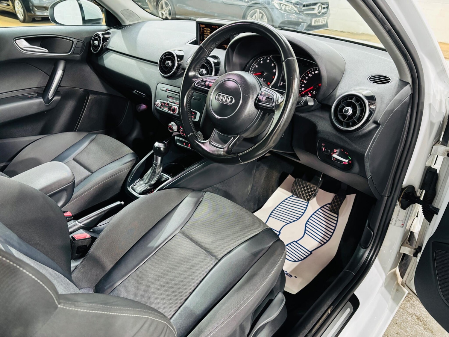 Used Audi A1 for sale - 77753061: Photo 10