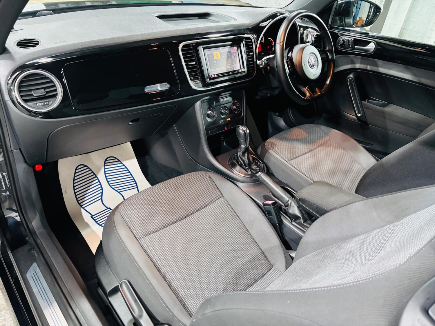 Used Volkswagen Beetle for sale - 77425950: Photo 14