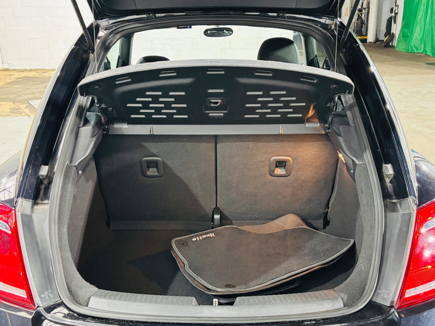 Used Volkswagen Beetle for sale - 77425950: Photo 29