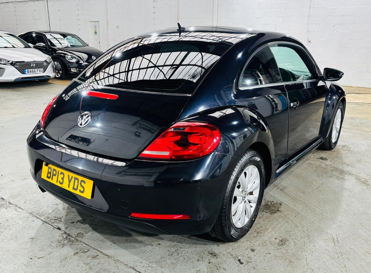 Used Volkswagen Beetle for sale - 77425950: Photo 5