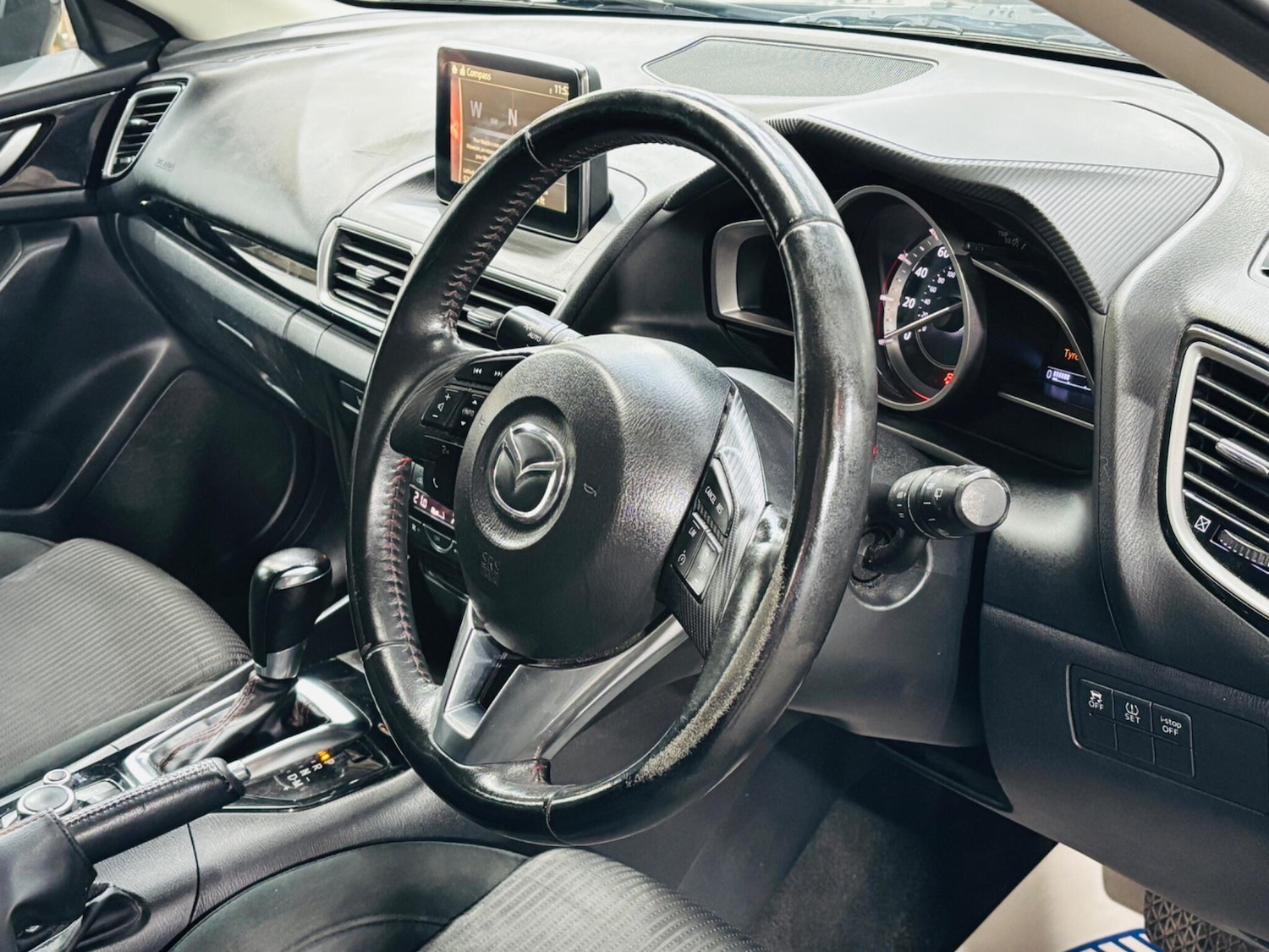 Used Mazda Mazda3 for sale - 78215118: Photo 11