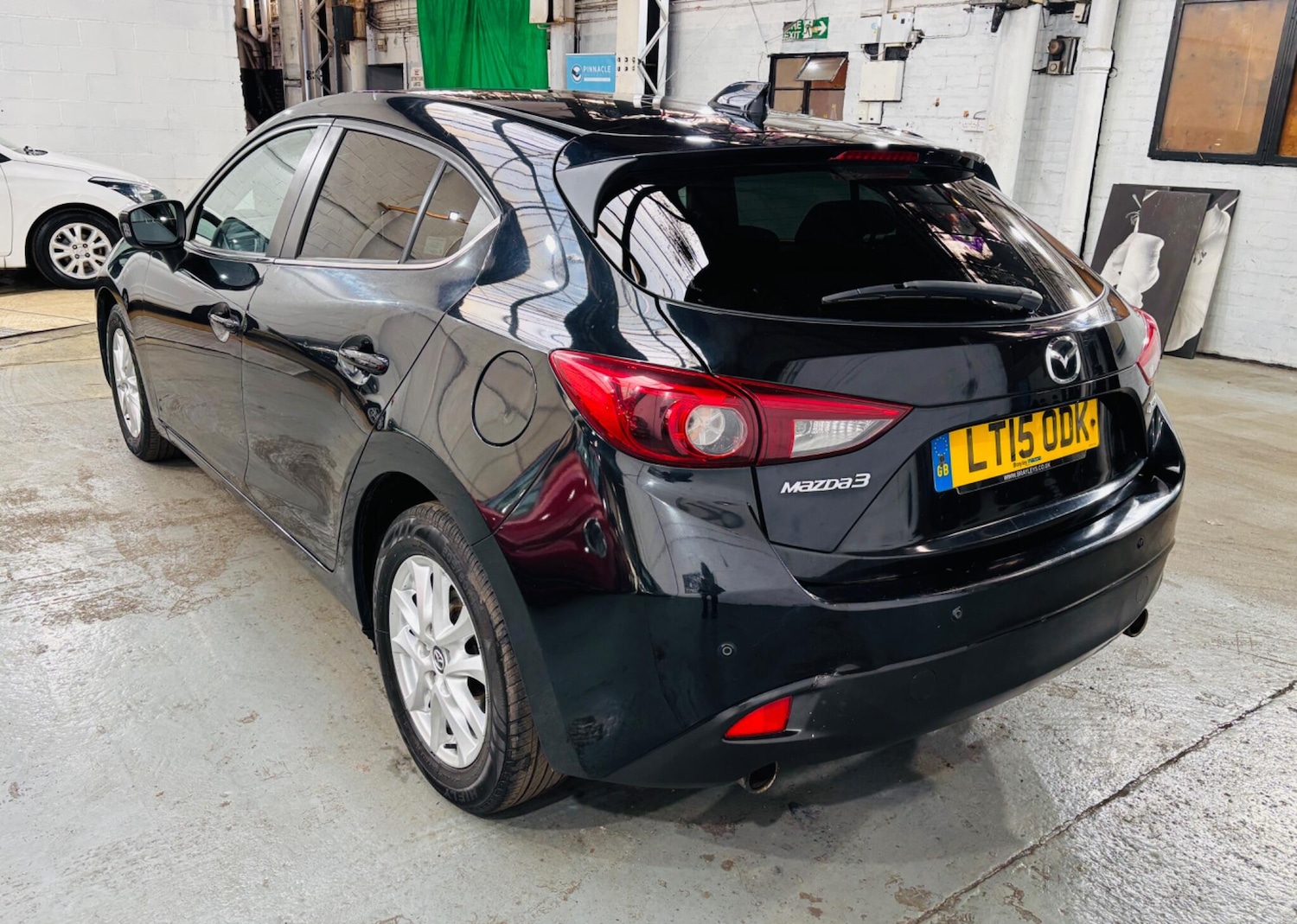 Used Mazda Mazda3 for sale - 78215118: Photo 7