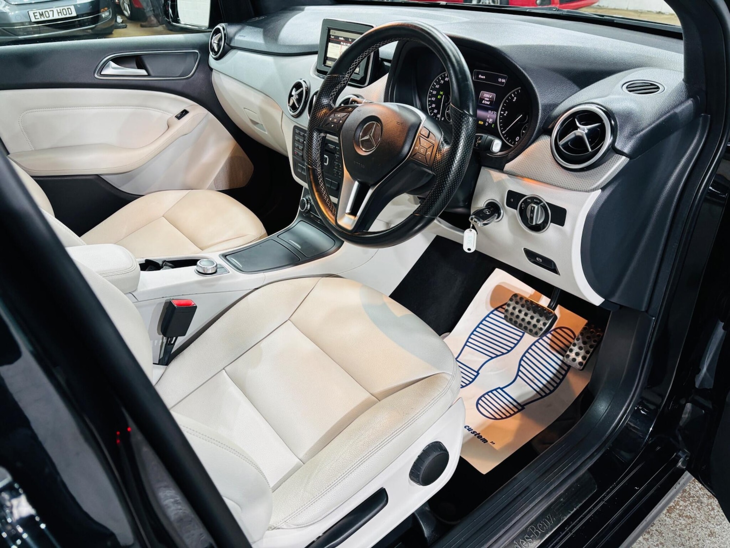 Used Mercedes-Benz B Class 2015 for sale - 77255158: Photo 10