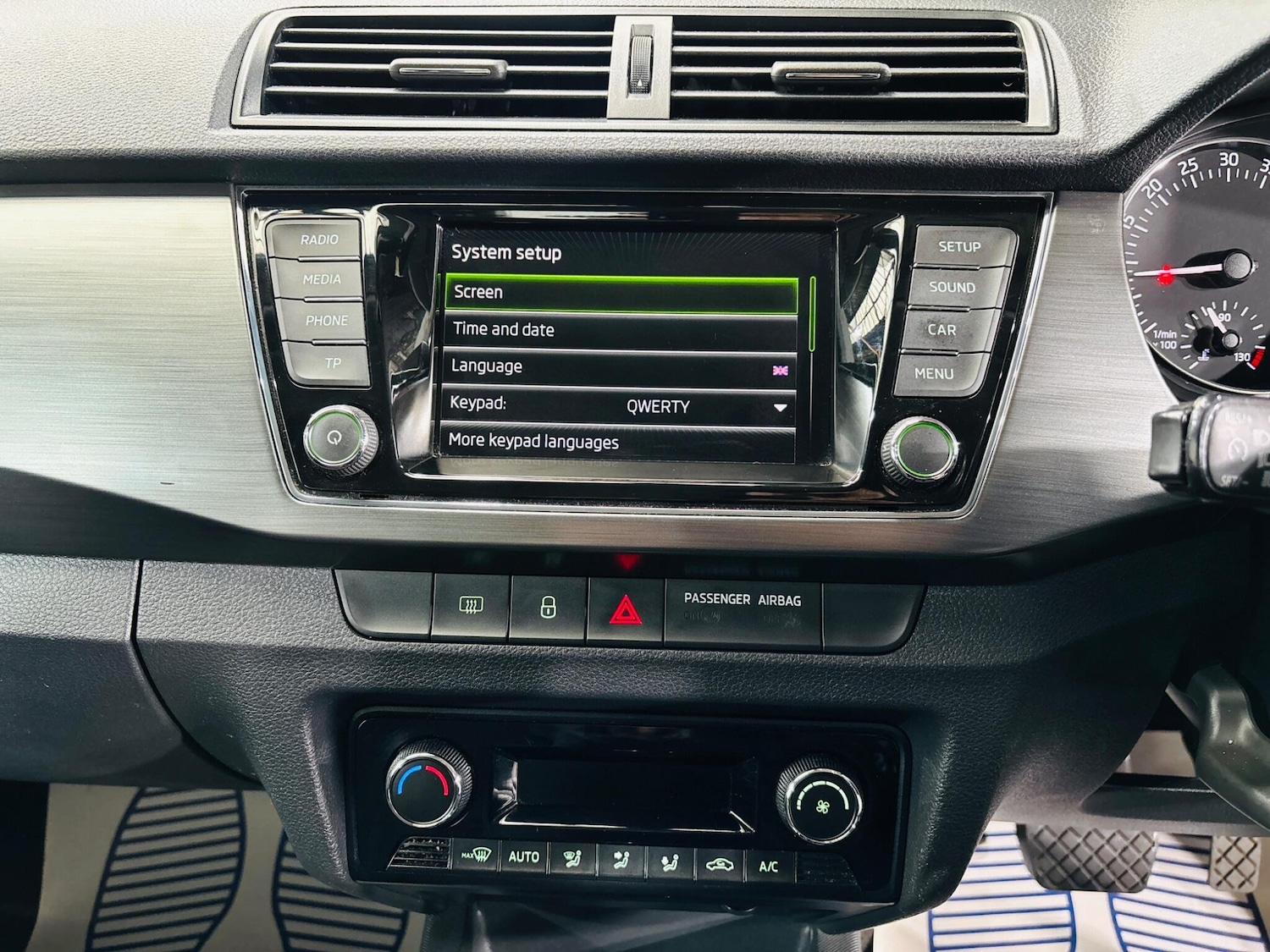 Used Skoda Fabia 2015 for sale - 76498649: Photo 25