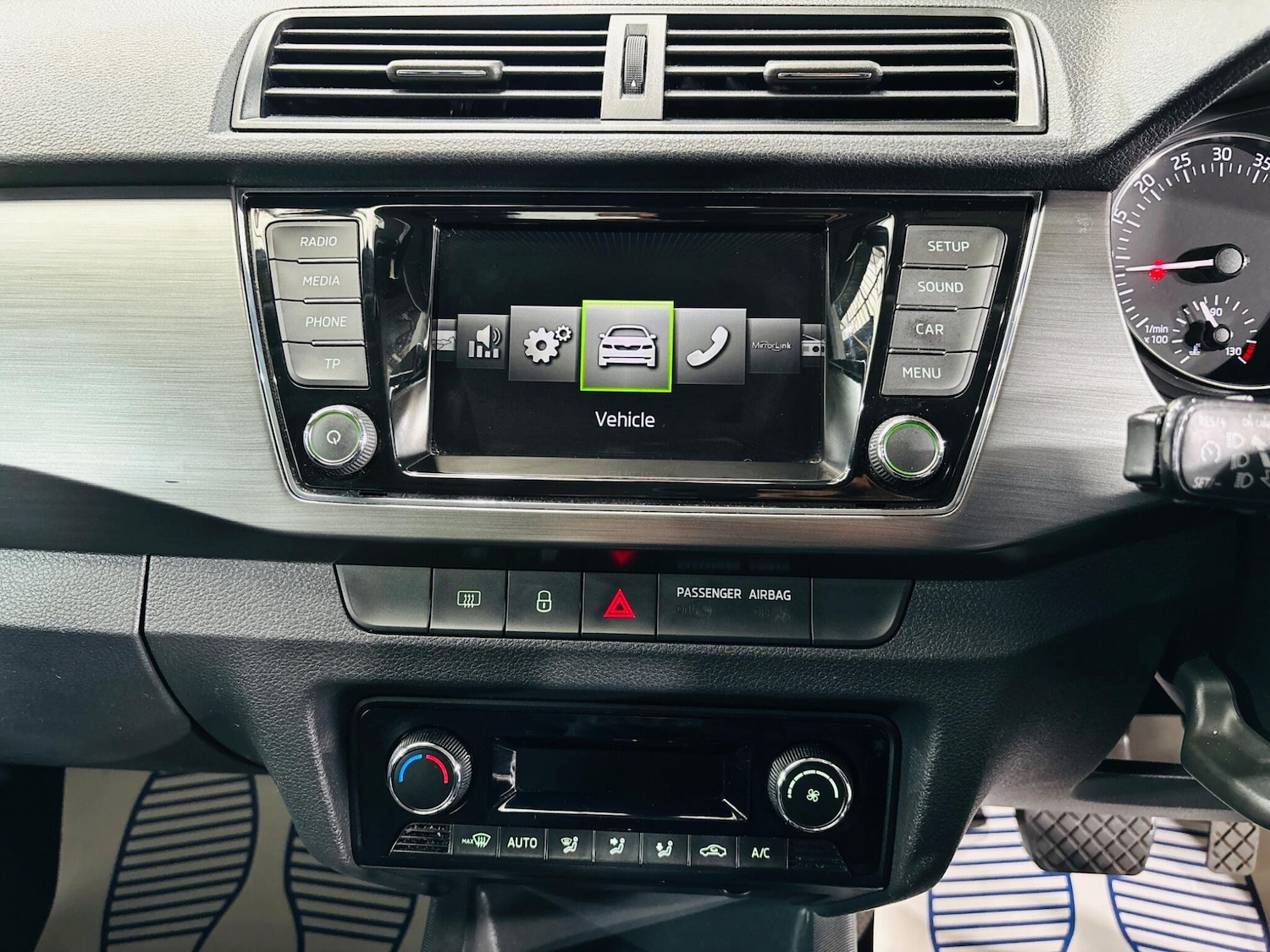 Used Skoda Fabia 2015 for sale - 76498649: Photo 28