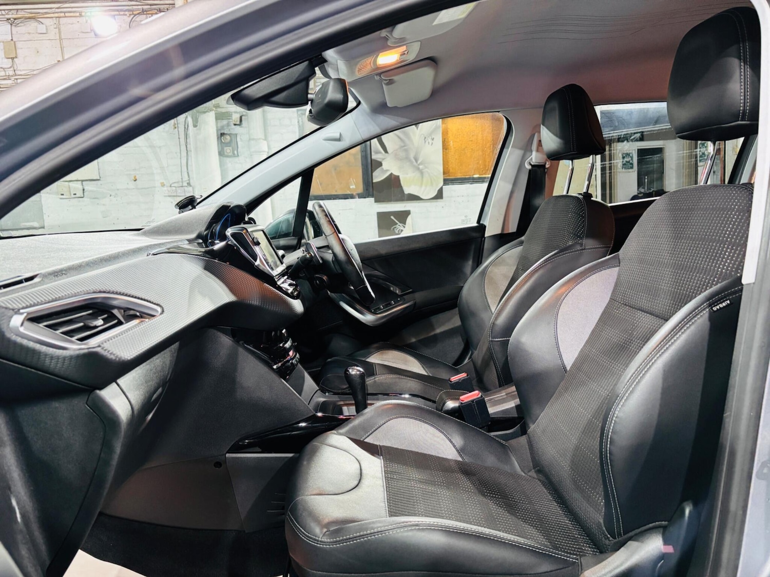 Used Peugeot 2008 2016 for sale - 76562243: Photo 15