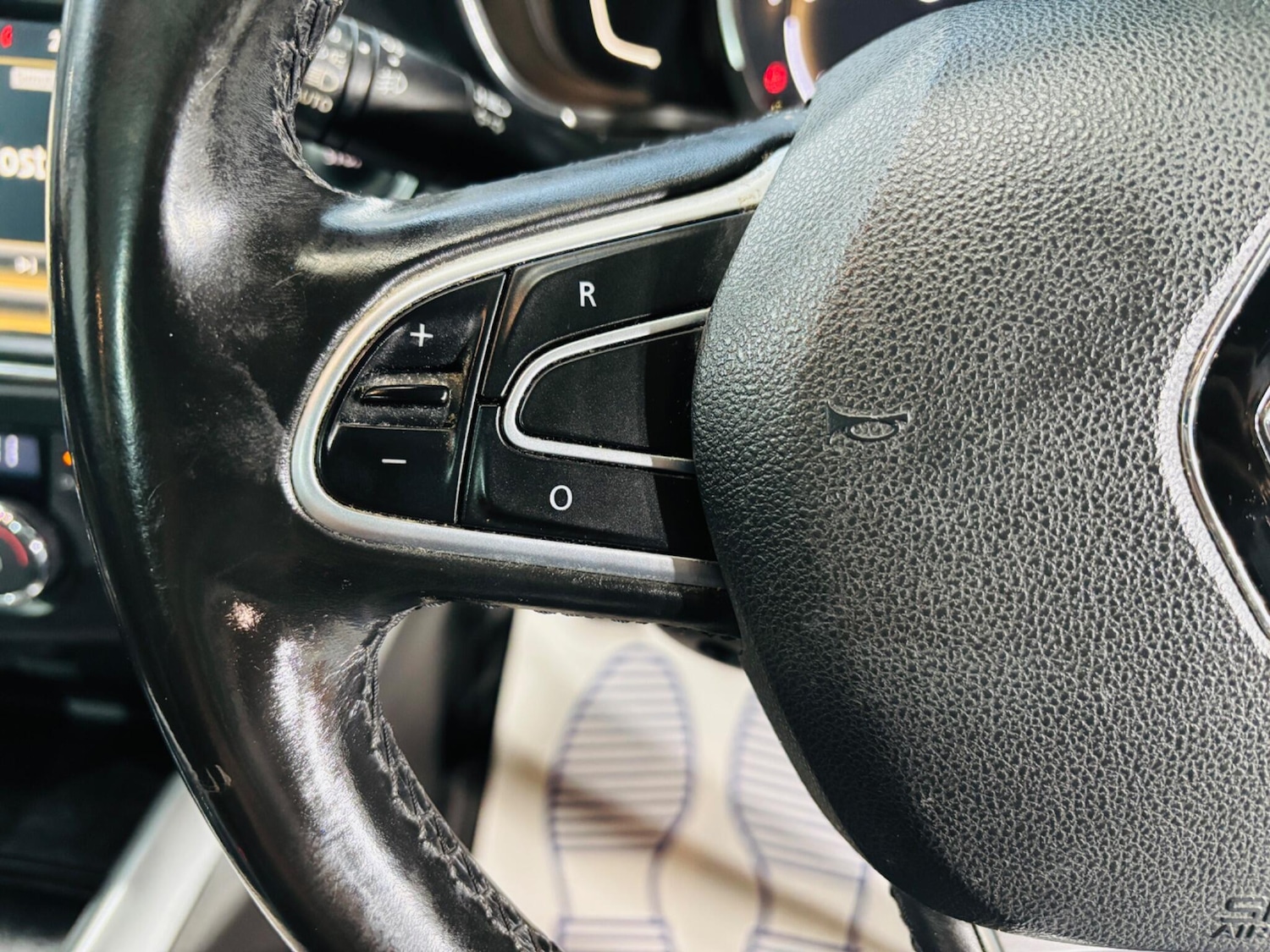 Used Renault Kadjar 2015 for sale - 76988828: Photo 25