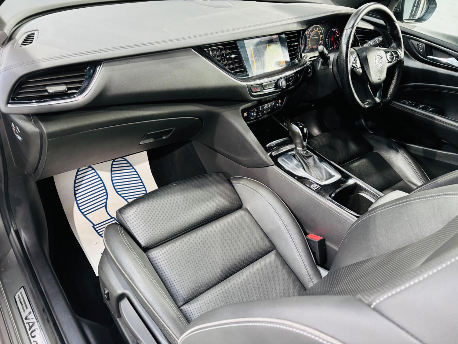 Used Vauxhall Insignia 2017 for sale - 76377966: Photo 14