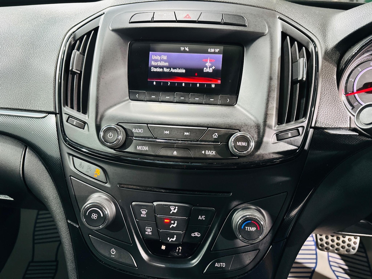 Used Vauxhall Insignia 2013 for sale - 76512983: Photo 22