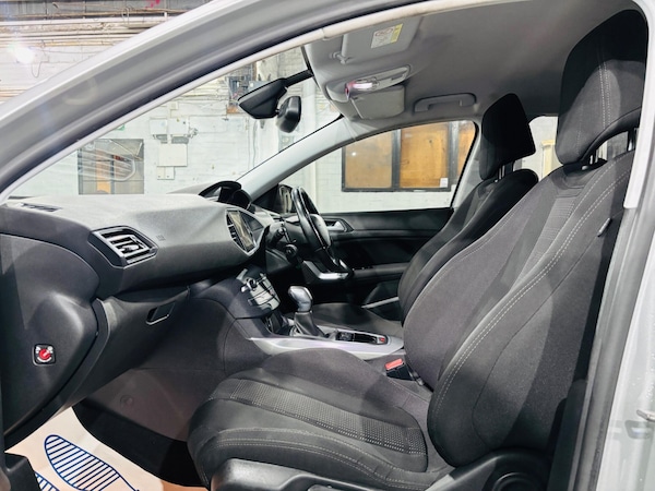 Used Peugeot 308 2016 for sale - 76283250: Photo 15