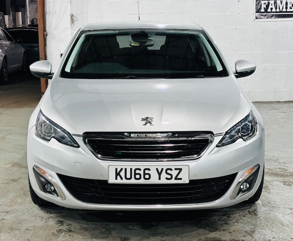 Used Peugeot 308 2016 for sale - 76283250: Photo 2