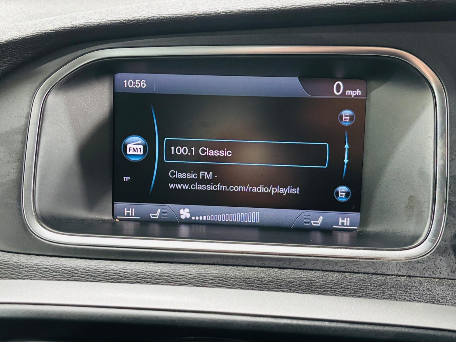 Used Volvo V40 2014 for sale - 77769055: Photo 22