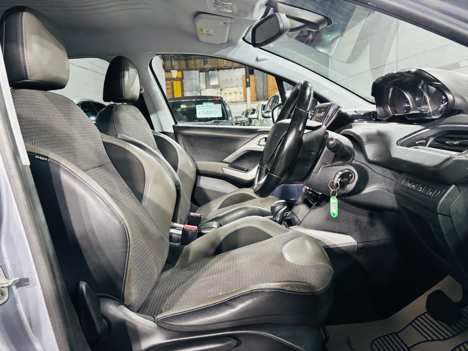 Used Peugeot 2008 2016 for sale - 77040627: Photo 13