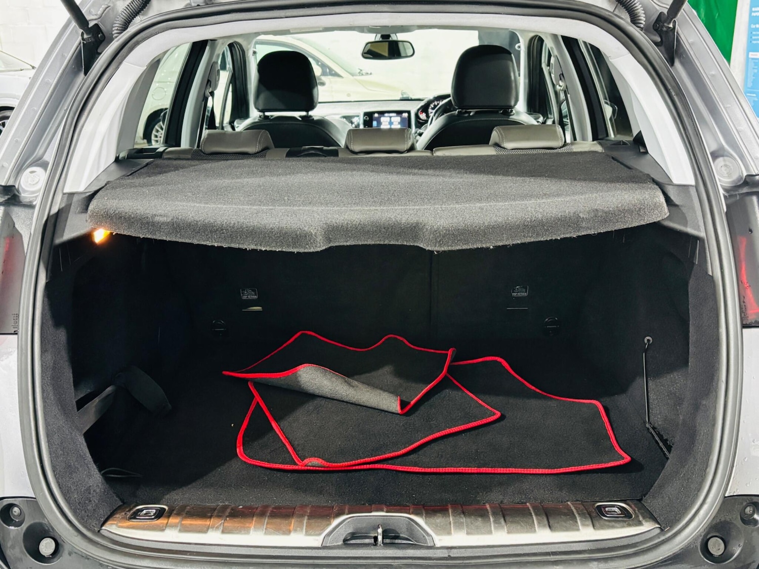 Used Peugeot 2008 2016 for sale - 77040627: Photo 32