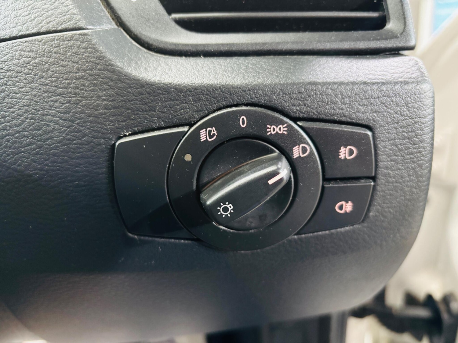 Used BMW X1 2011 for sale - 77633924: Photo 18