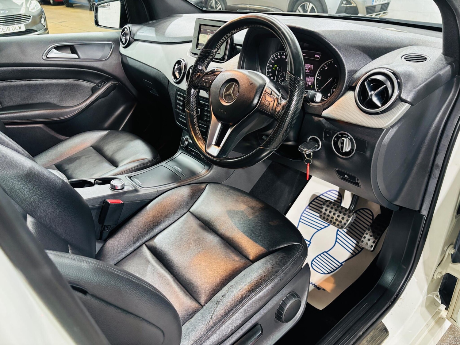 Used Mercedes-Benz B Class 2014 for sale - 77624967: Photo 10