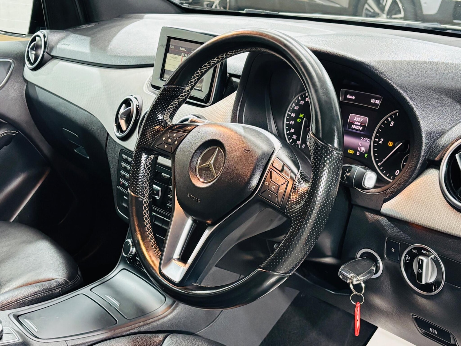 Used Mercedes-Benz B Class 2014 for sale - 77624967: Photo 11