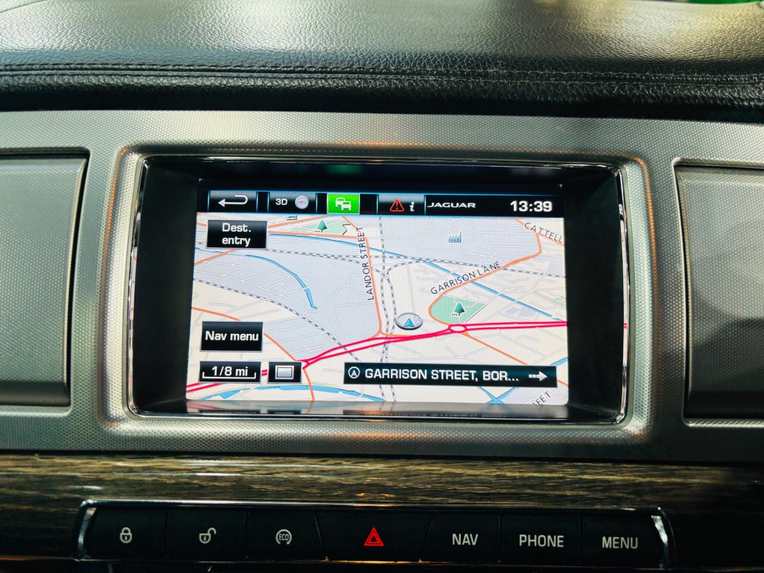 Used Jaguar XF 2015 for sale - 77956986: Photo 18