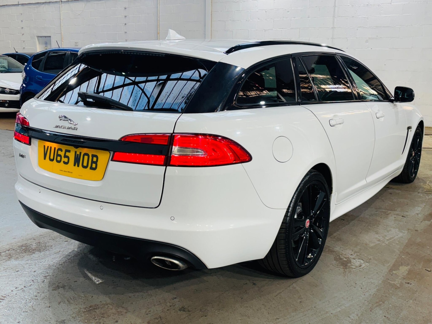 Used Jaguar XF 2015 for sale - 77956986: Photo 5