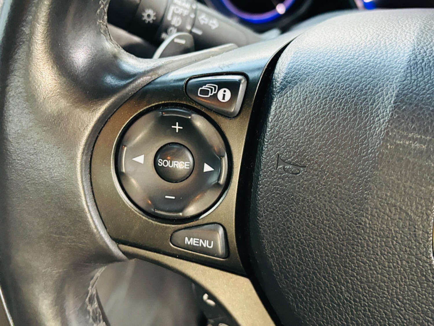 Used Honda Civic 2012 for sale - 78019025: Photo 25