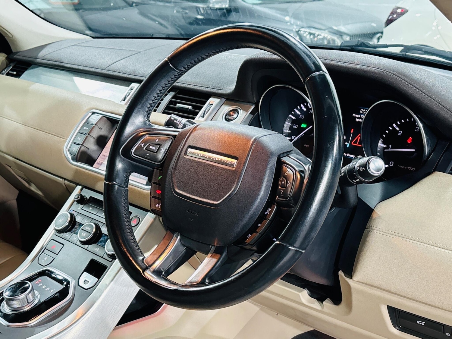 Used Land Rover Range Rover Evoque 2013 for sale - 76667324: Photo 11