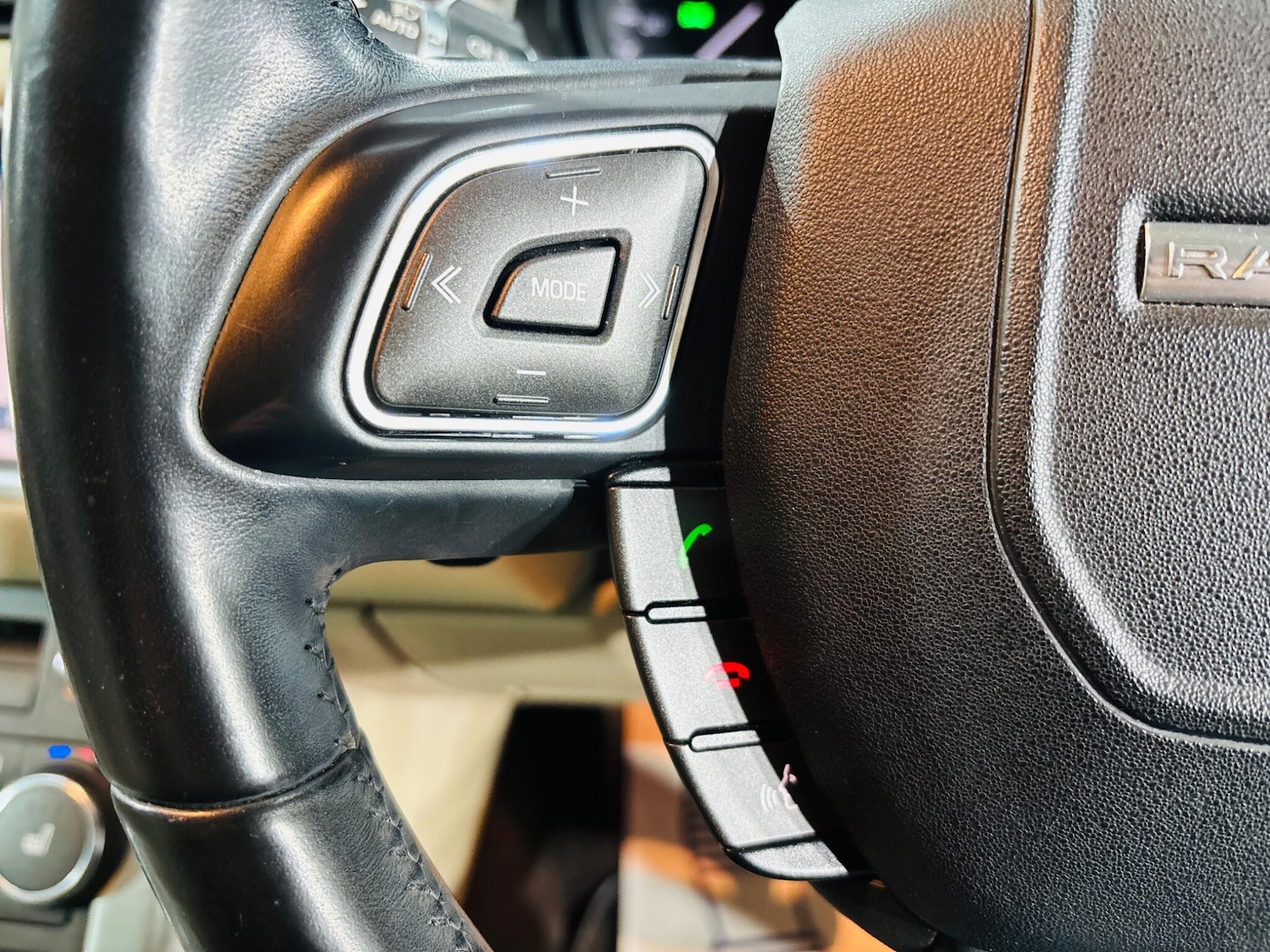 Used Land Rover Range Rover Evoque 2013 for sale - 76667324: Photo 21