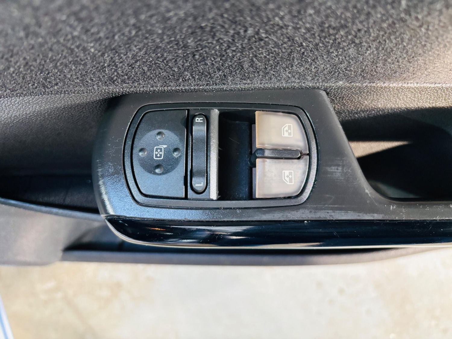 Used Vauxhall Corsa 2007 for sale - 77882665: Photo 17