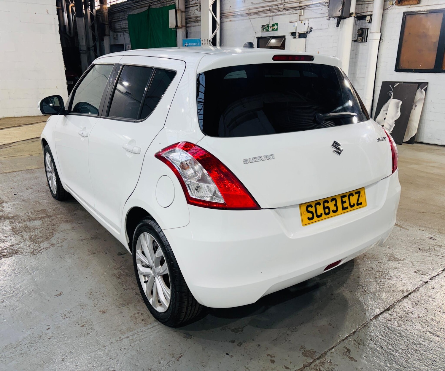Used Suzuki Swift 2014 for sale - 78157080: Photo 7