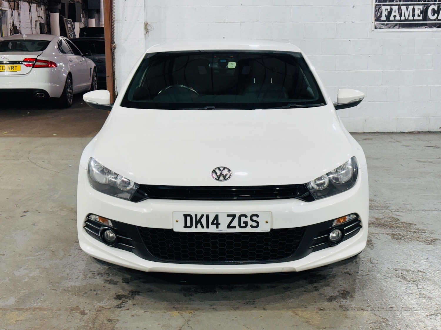 Used Volkswagen Scirocco 2014 for sale - 76989358: Photo 2