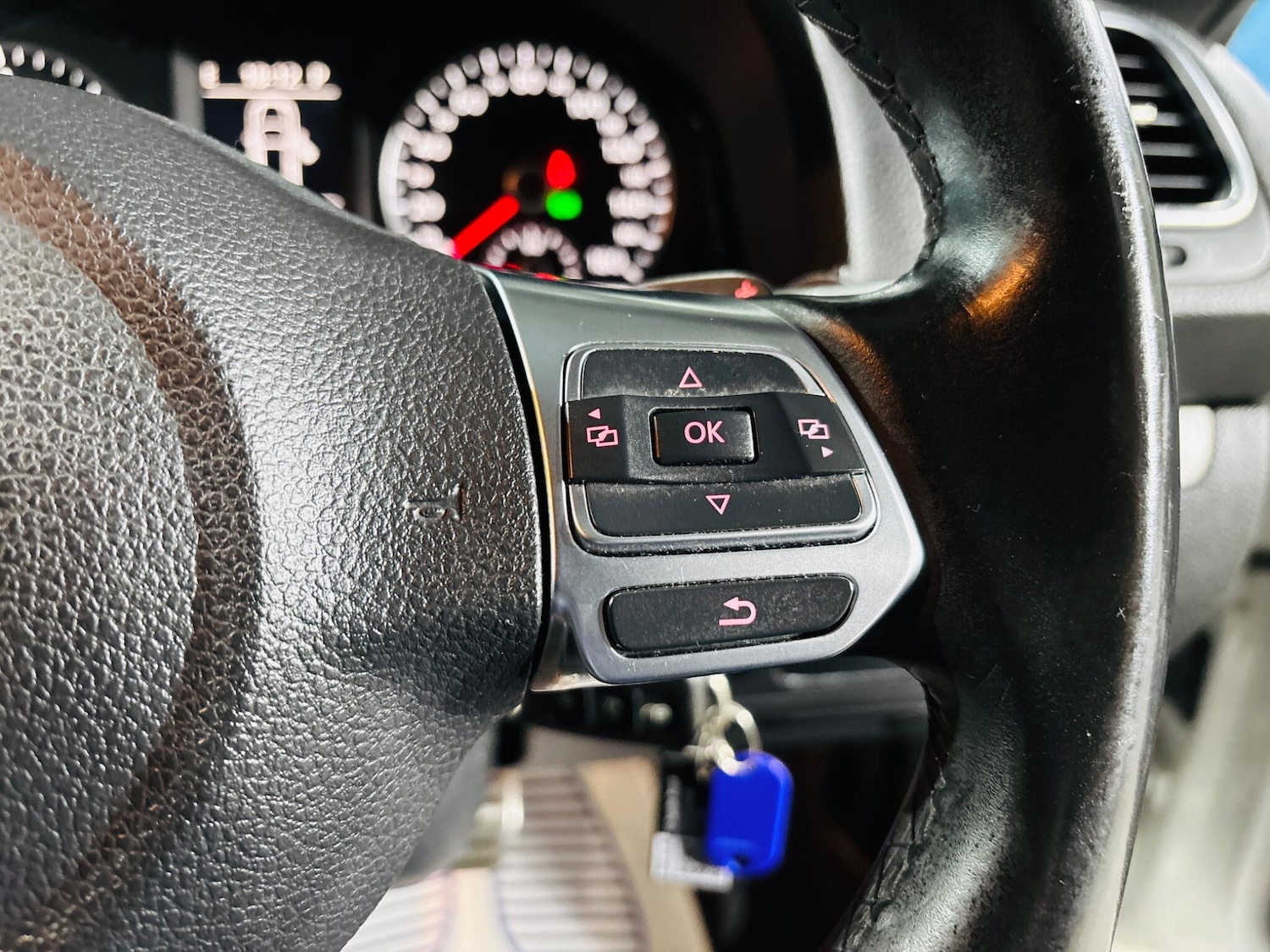 Used Volkswagen Scirocco 2014 for sale - 76989358: Photo 22