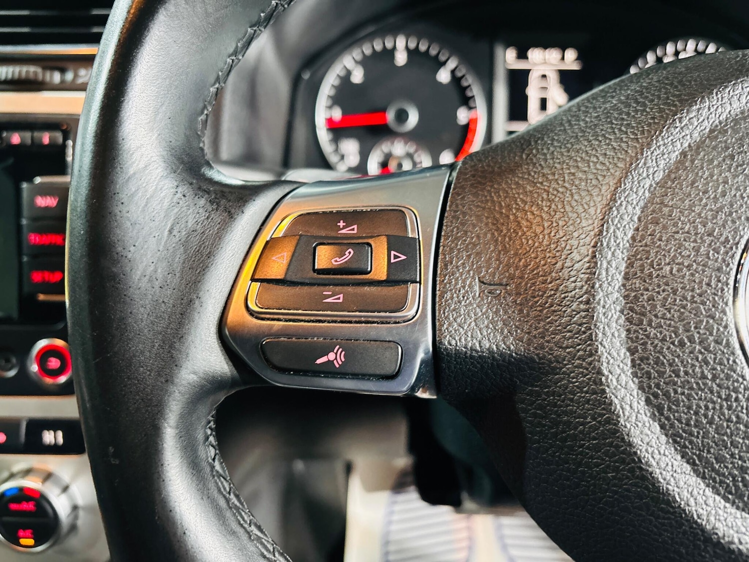 Used Volkswagen Scirocco 2014 for sale - 76989358: Photo 23