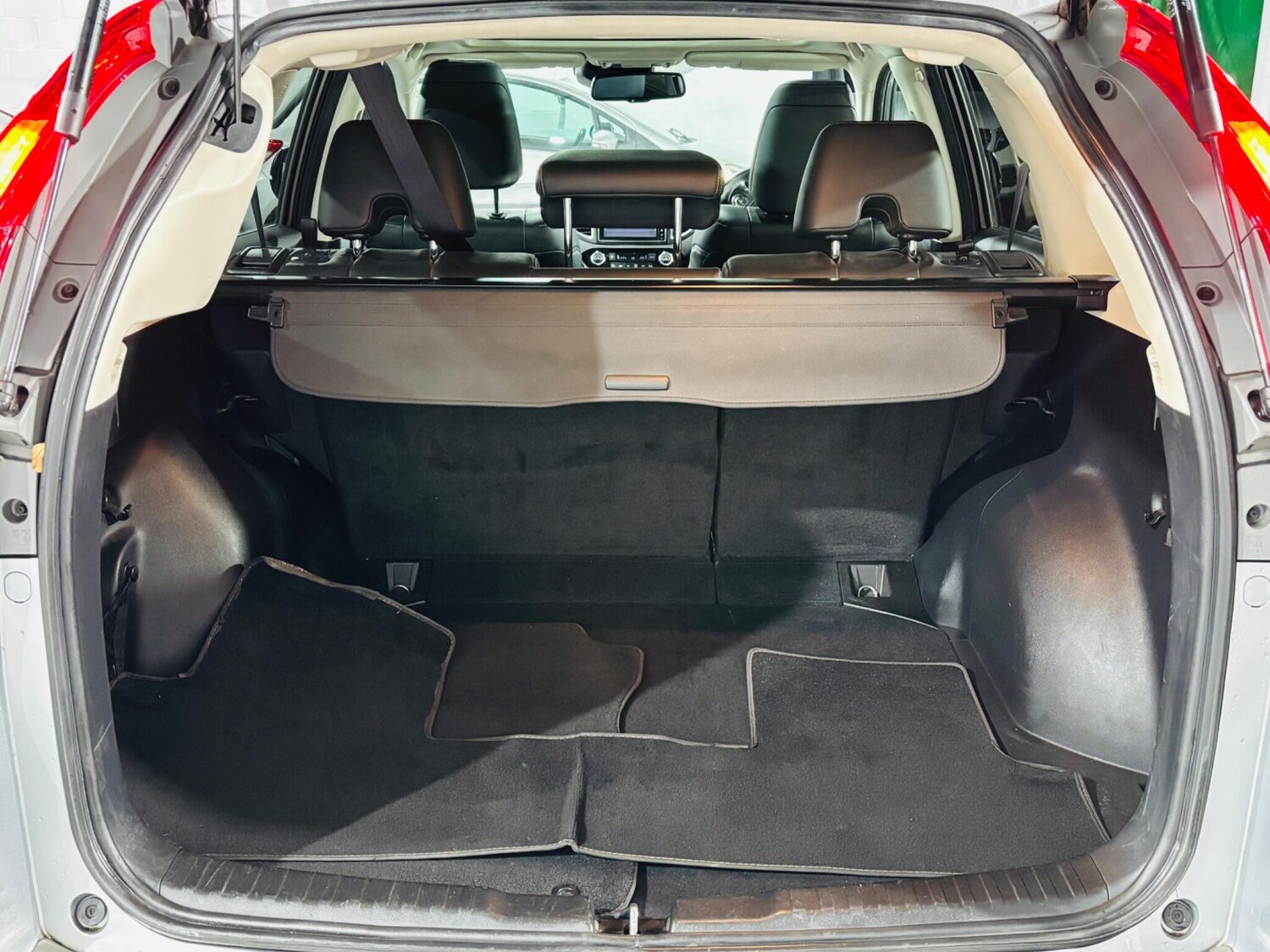 Used Honda CR-V 2016 for sale - 76886535: Photo 35