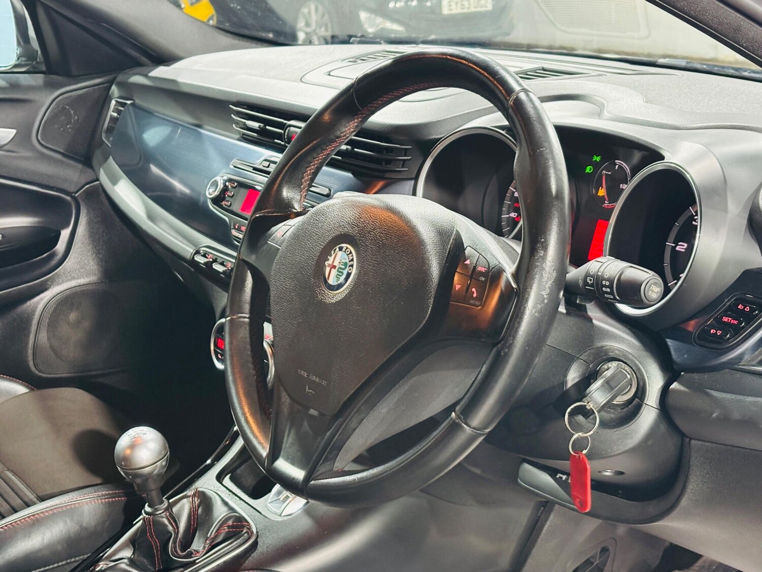 Used Alfa Romeo Giulietta 2011 for sale - 77456230: Photo 11