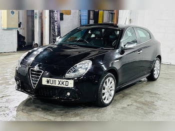 Used Alfa Romeo Giulietta 2011 for sale - 77456230: Photo