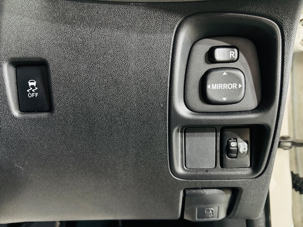 Used Toyota AYGO 2015 for sale - 75339442: Photo 29