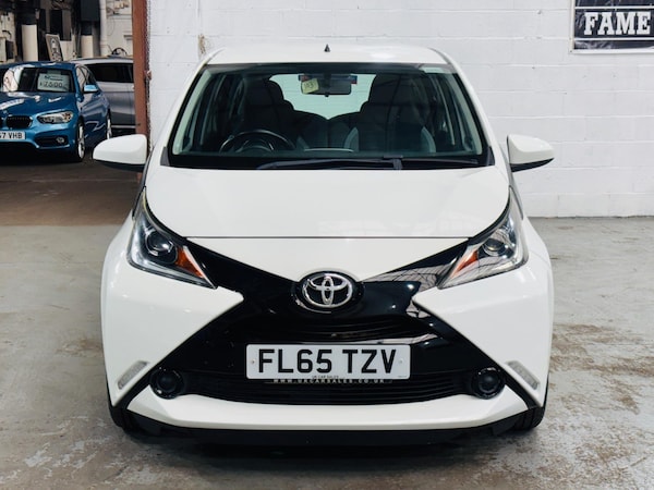 Used Toyota AYGO 2015 for sale - 75339442: Photo 2