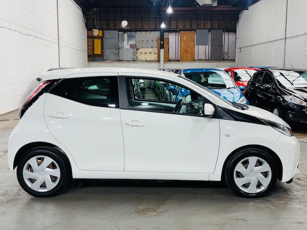 Used Toyota AYGO 2015 for sale - 75339442: Photo 8