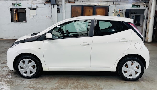 Used Toyota AYGO 2015 for sale - 75339442: Photo 9