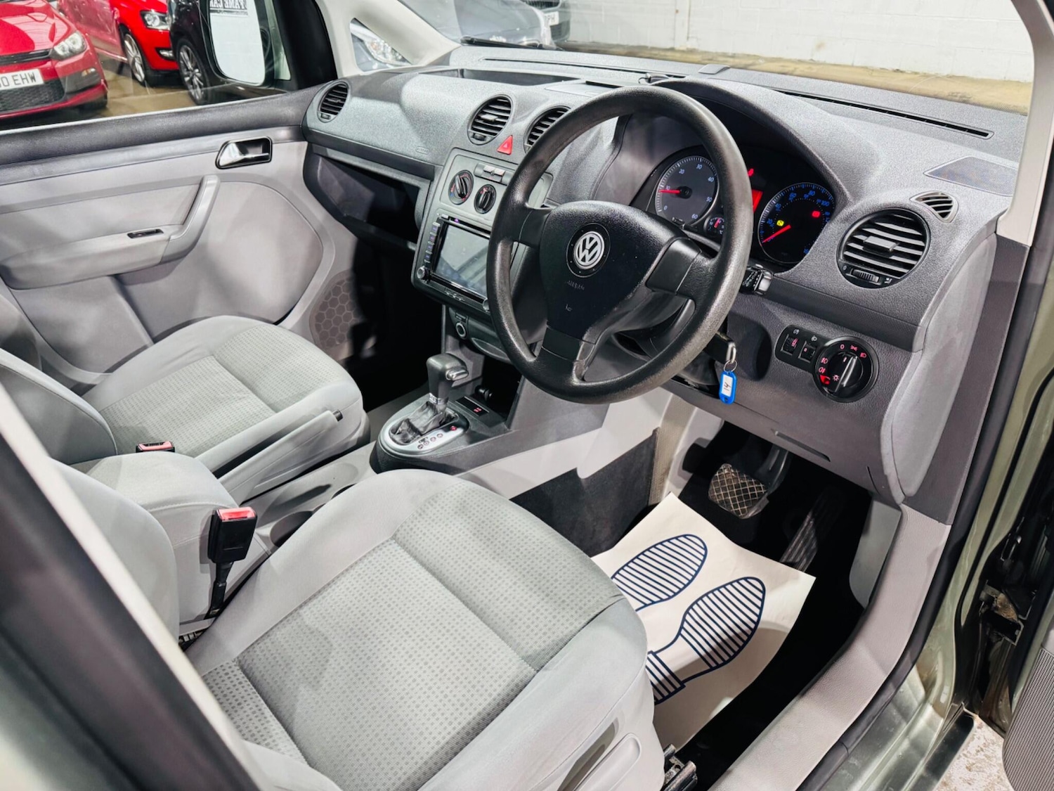 Used Volkswagen Caddy Maxi Life 2008 for sale - 77344692: Photo 10