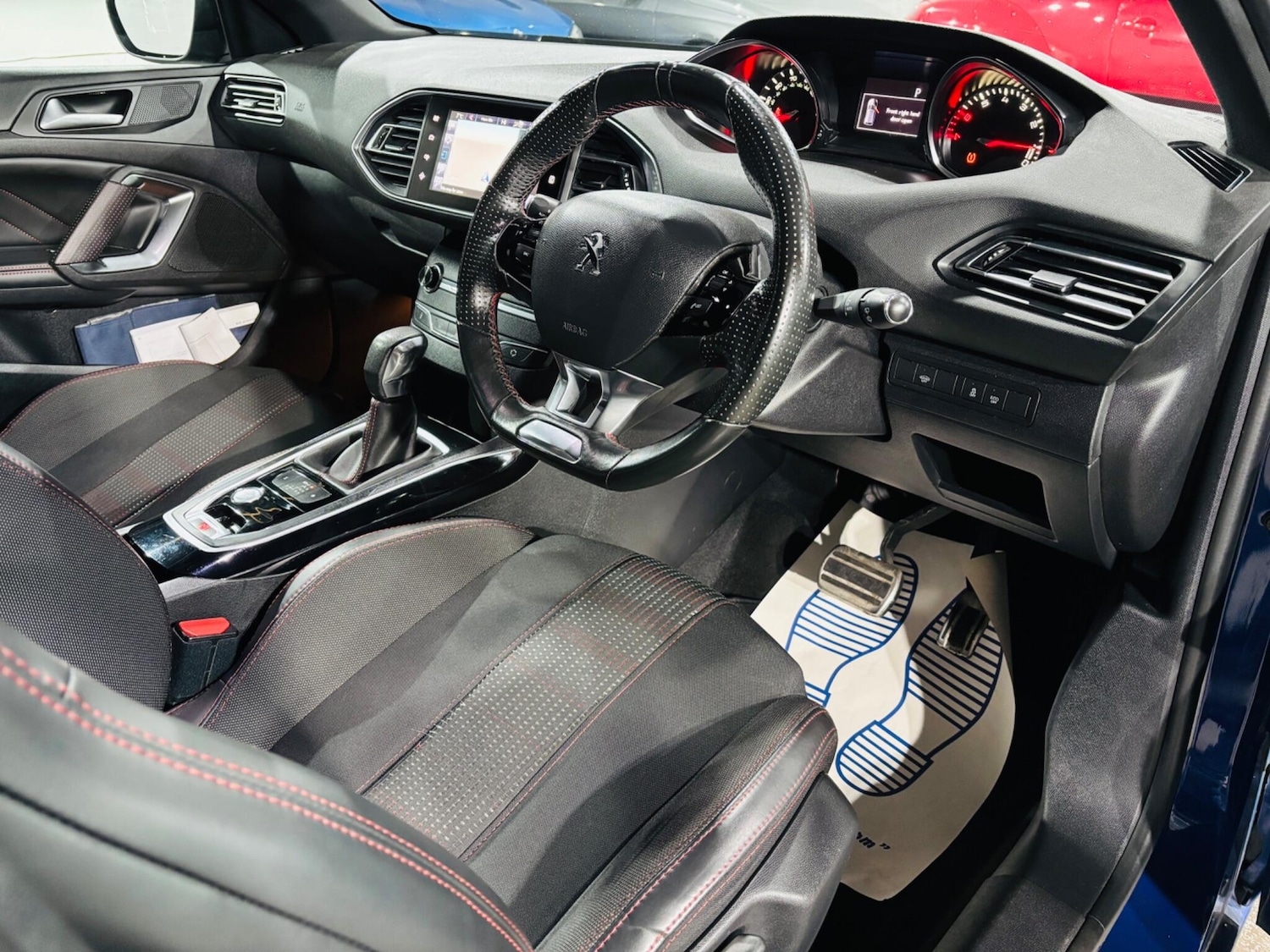 Used Peugeot 308 2015 for sale - 76752694: Photo 10