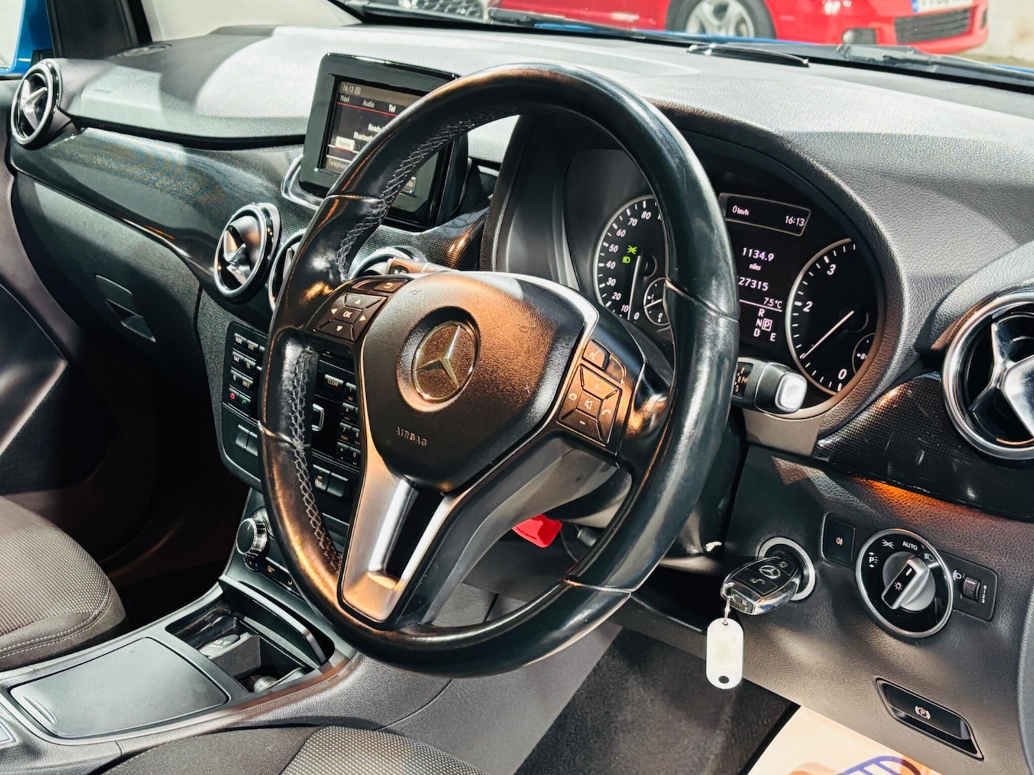 Used Mercedes-Benz B Class 2014 for sale - 77215800: Photo 11