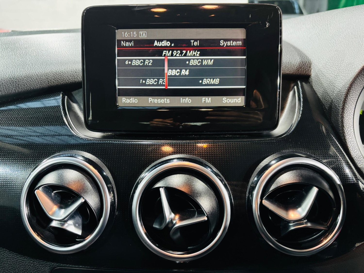 Used Mercedes-Benz B Class 2014 for sale - 77215800: Photo 25