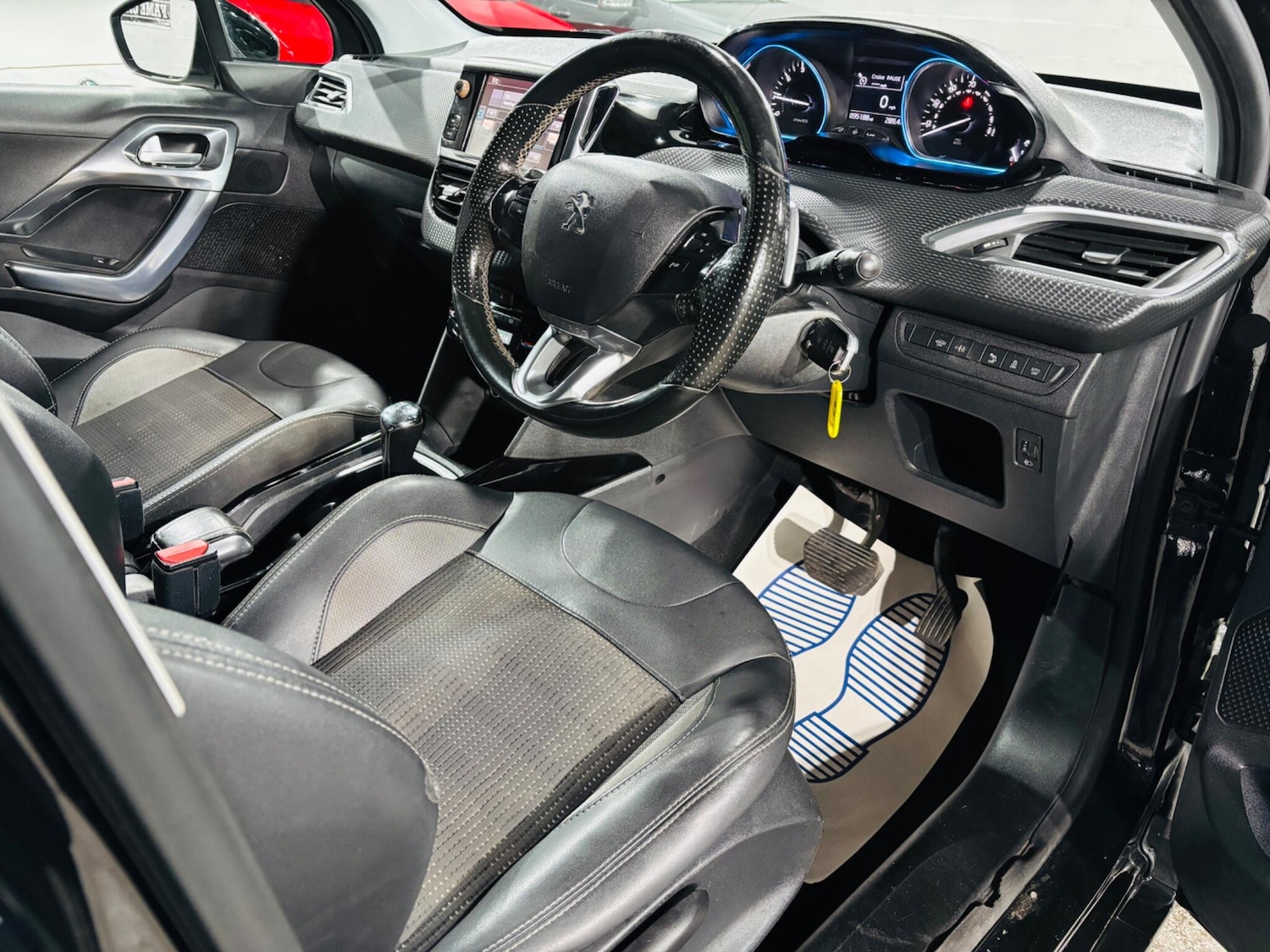 Used Peugeot 2008 2016 for sale - 77028930: Photo 10