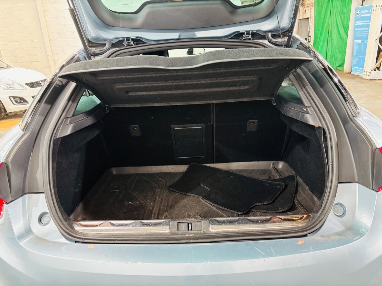 Used Citroen DS5 2012 for sale - 78170421: Photo 30